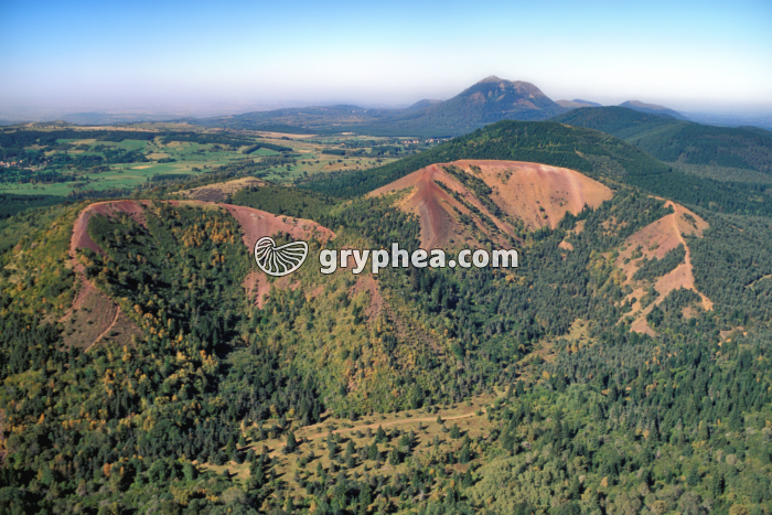 Puys de La Vache et Lassolas - gryphea.com